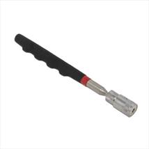 Hilka 32" Telescopic Mag Pick Up Tool & Light